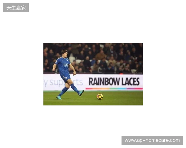 多古:球队本赛季凝聚力更强了,我已经很好地适应了英超联赛